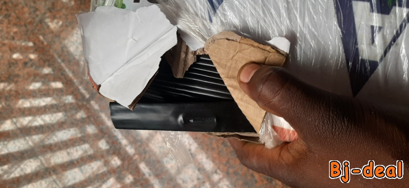 Main image of Tuyau d'irrigation avec goutteurs intégrés