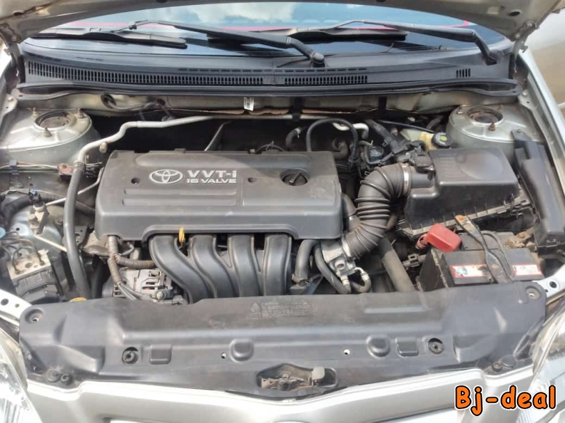 Main image of vente de voiture Toyota version  Corolla 2006