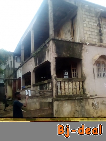 Main image of Immeuble inachevé en vente