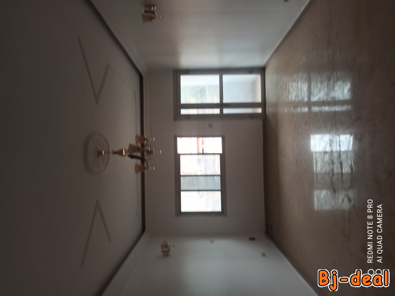 Image principale de Magnifique appartement neuf a omnisport