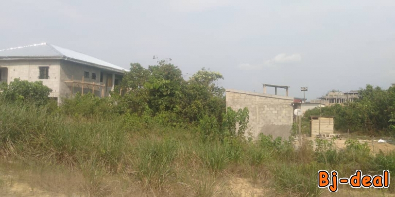 Main image of TERRAIN TITRE TERRIERE STADE JAPOMA ZONE HABITE