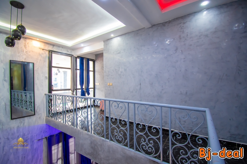 Image principale de DUPLEX MEUBLE AVEC PISCINE