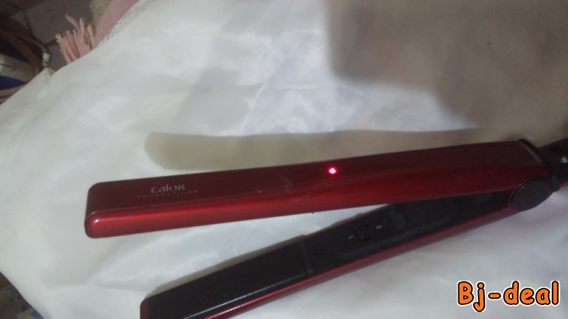 Main image of Fer à cheveux lisseur électrique