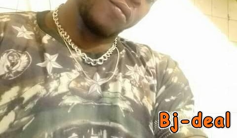 Image principale de Garçon dispo pour femme discrét