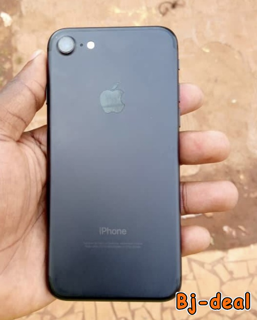 Image principale de iPhone 7 encore en état