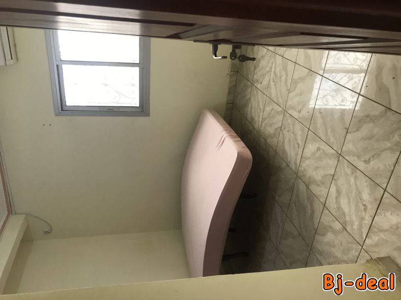 Main image of Studio moderne pour bureau ou habitation