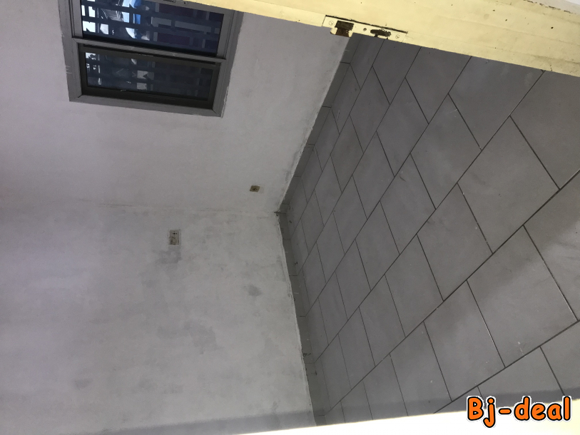 Main image of Jolie studio en bordure de route