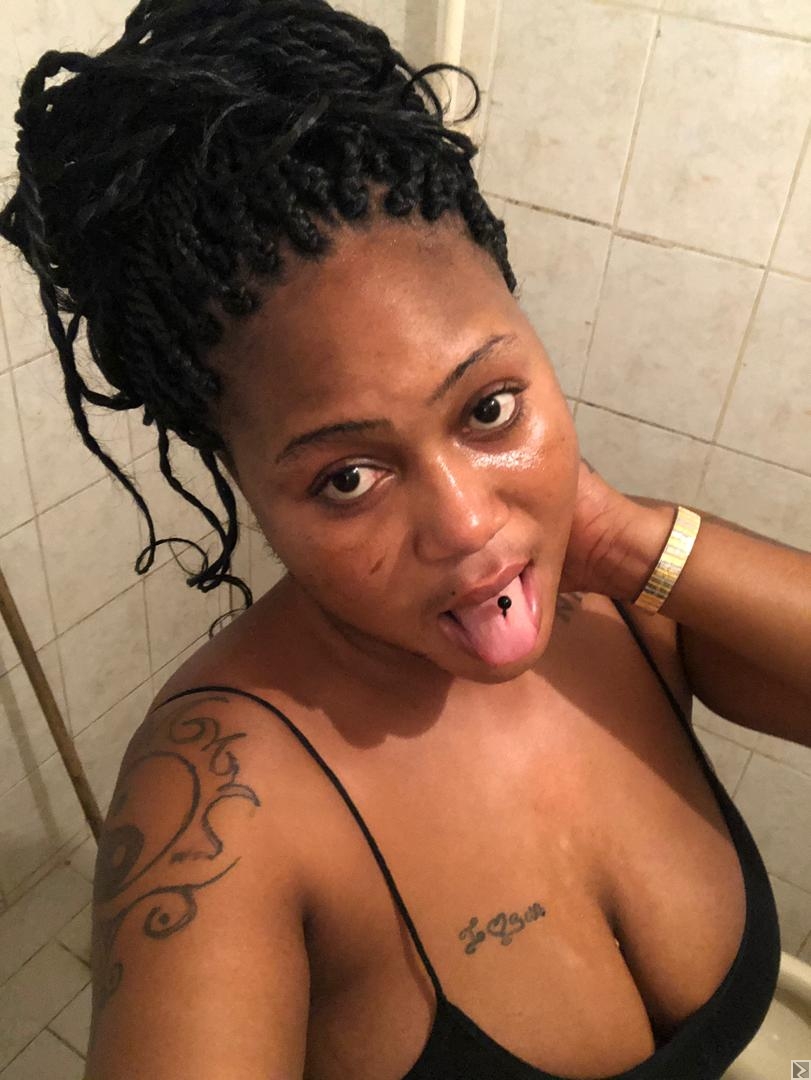 Image principale de Mbamoise de feux