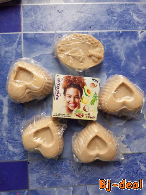 Image principale de Savon Éclair anti-vergeture