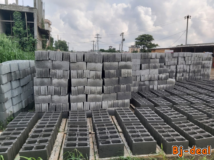 Image principale de Parpaings de 15 20 et Hourdis