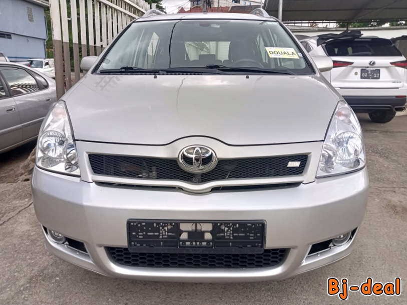 Main image of Vente de Corolla Verso 2005 Manuelle