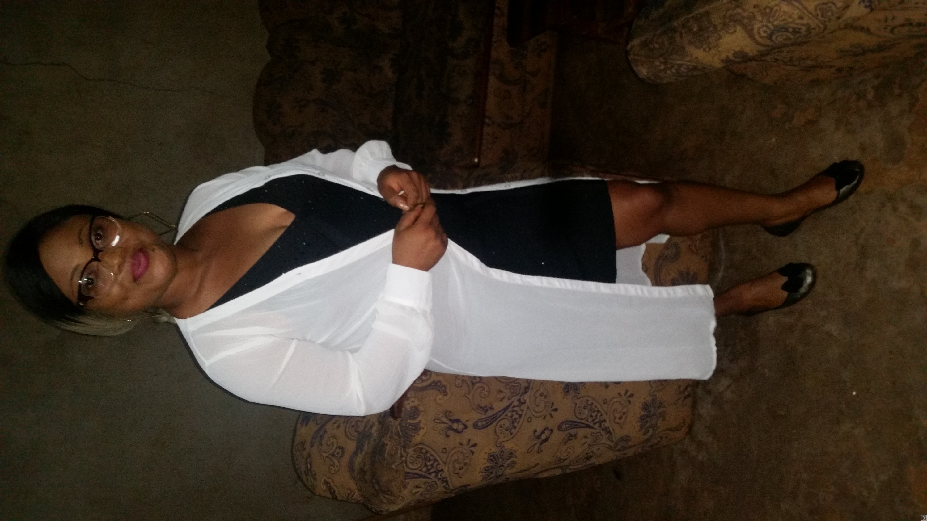 Main image of esthéticienne masseuse a domicile