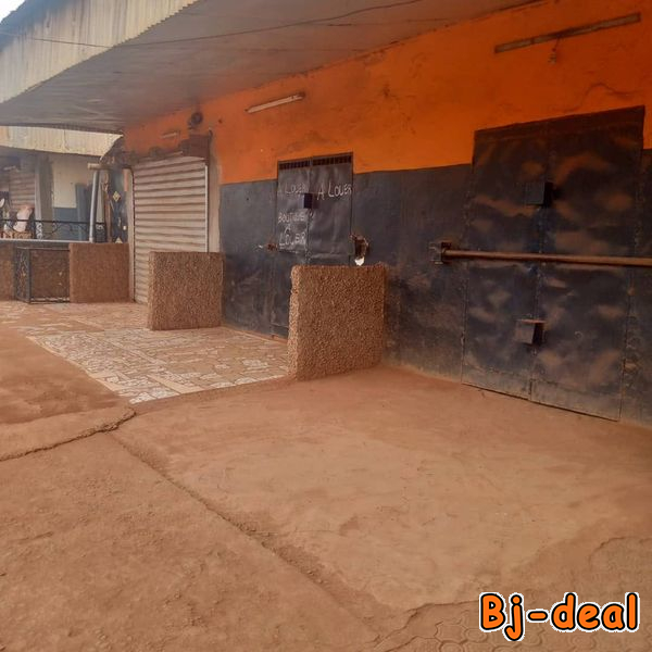 Image principale de Boutique à louer Emombo