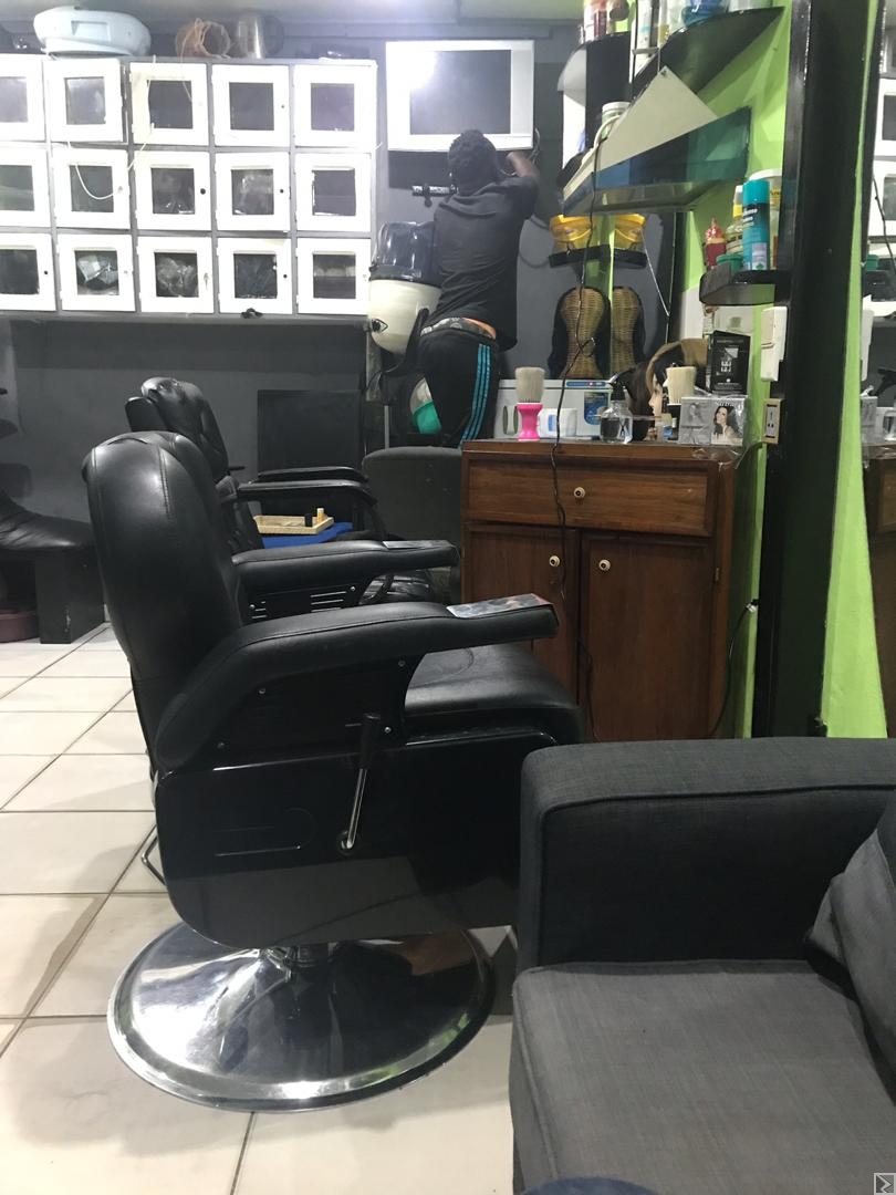 Image principale de Vente du fonds de commerce d'un salon de coiffure