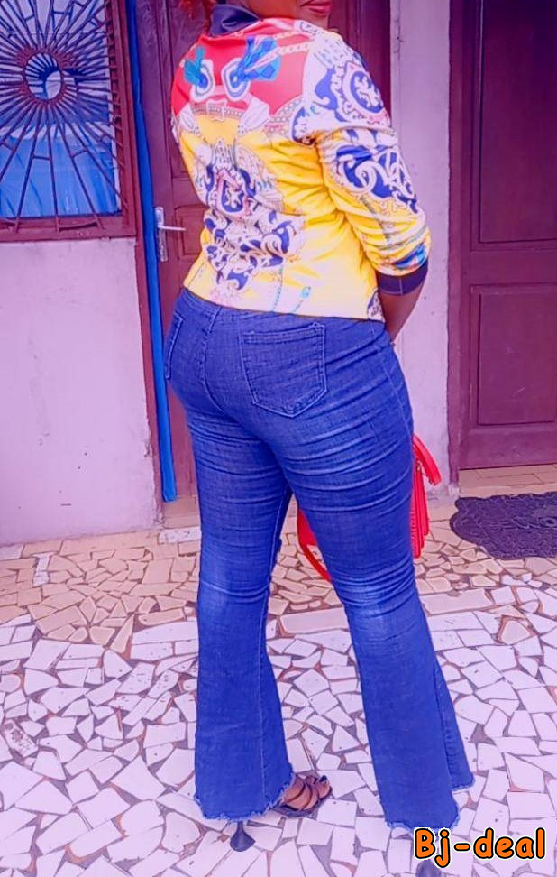 Image principale de Belle cochonne apoutchou dispo pour sexe torride