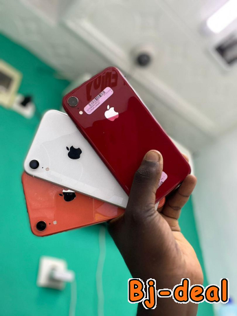 Main image of iPhone Xr 64G et 128G propre