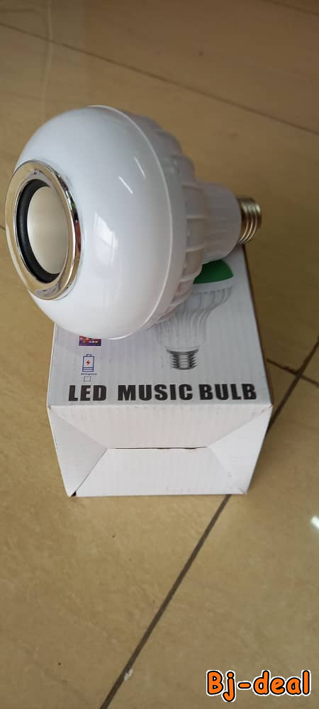 Main image of Ampoule music bluetooth veuilleuse