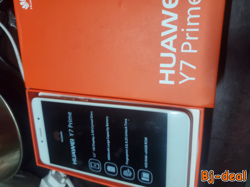 Image principale de Huawei Y7 Prime Scellé en Solde