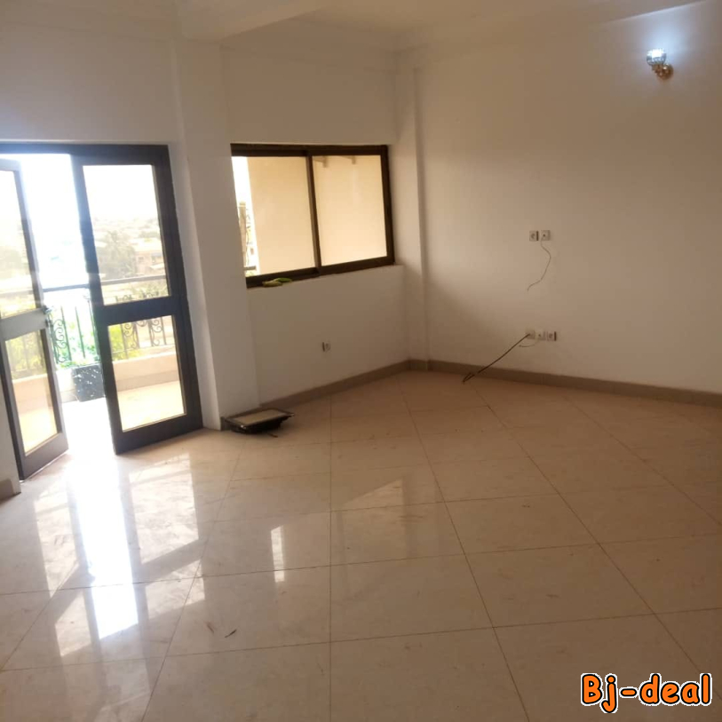 Image principale de appartement a louer