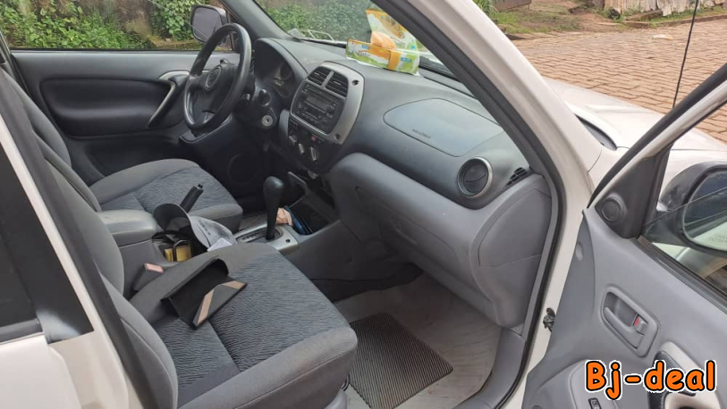 Image principale de TOYOTA RAV4 OCCASION D EUROPE PRESQUE NEUVE