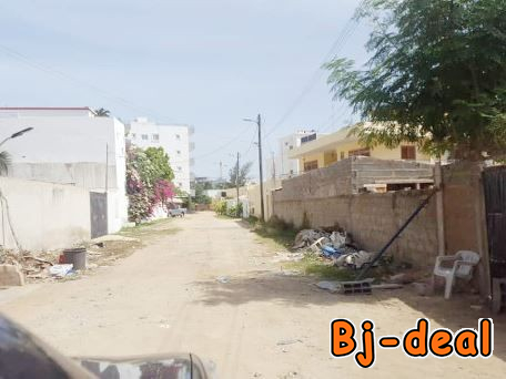 Image principale de TERRAIN TITRÉ A VENDRE A UNIVERSITÉ YASSA