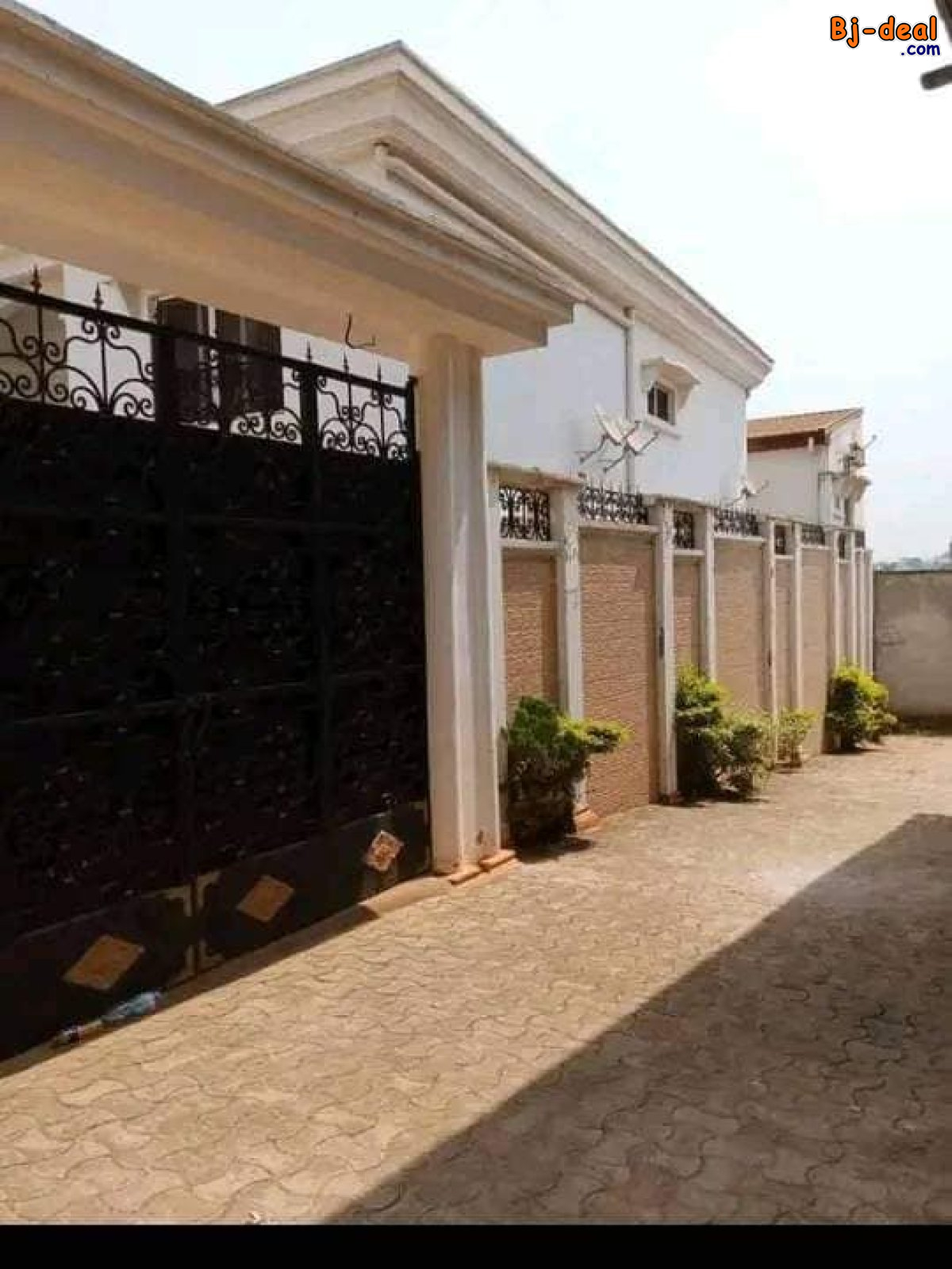 Main image of Beau duplex très spacieux à vendre à Awae Monti