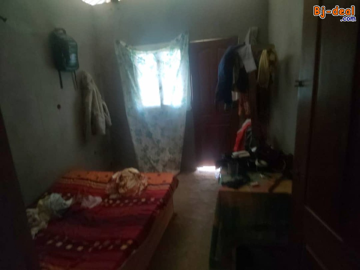 Main image of Duplex spacieux semi fini à vendre à Odza