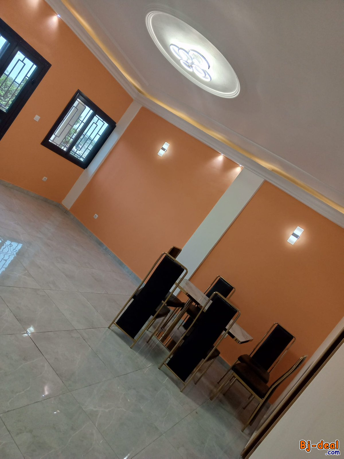 Main image of Appartement neuf avec prépayé forage parking à Yassa Douala