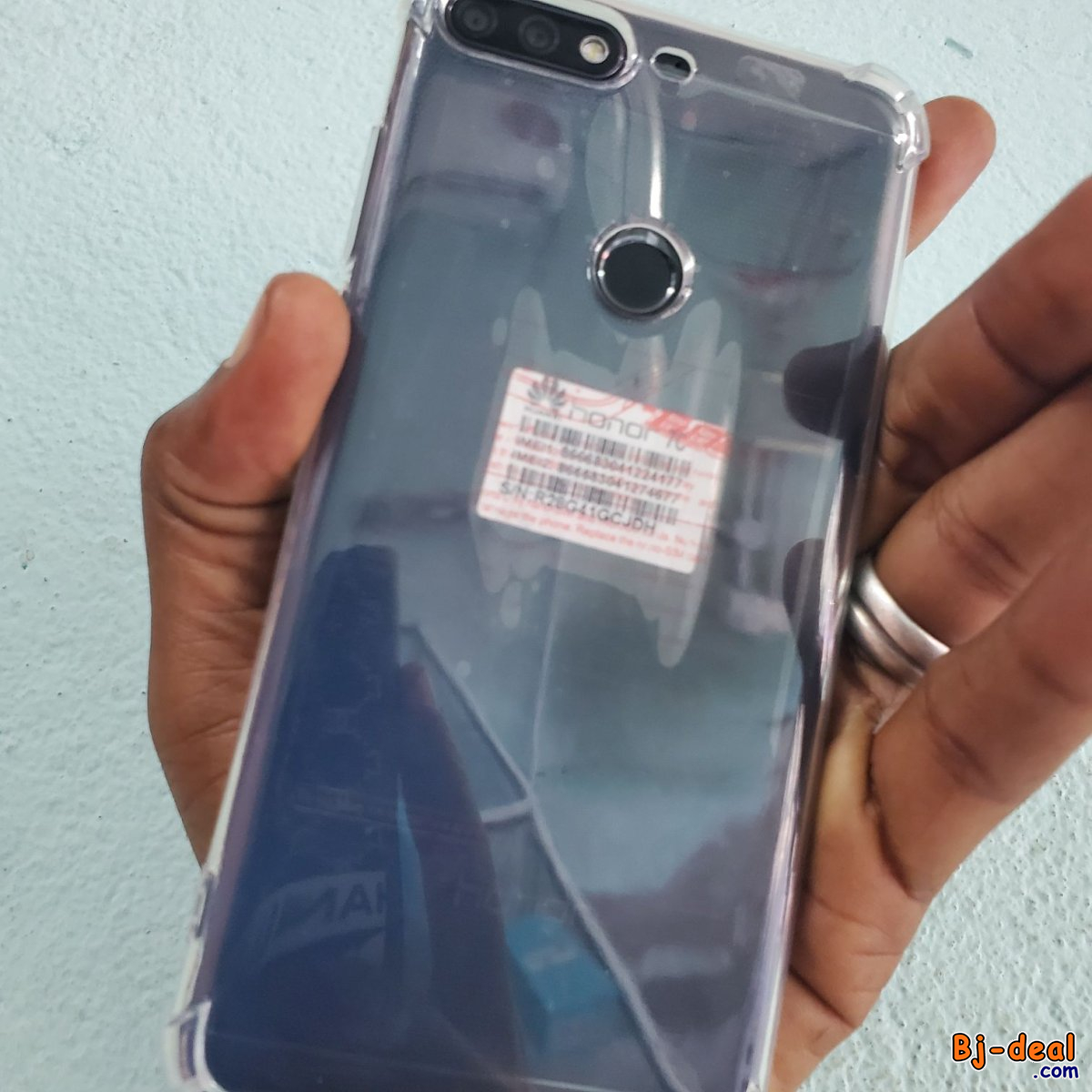 Image principale de LIQUIDATION HONOR 7C NOUVEAU EN CARTON