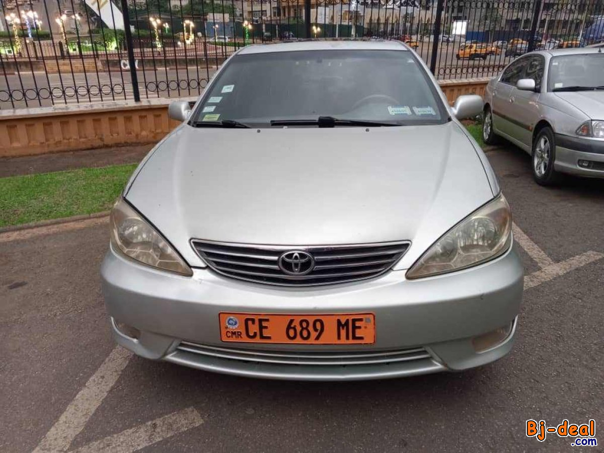 Image principale de Toyota Camry Le 2006 a vendre Yaoundé