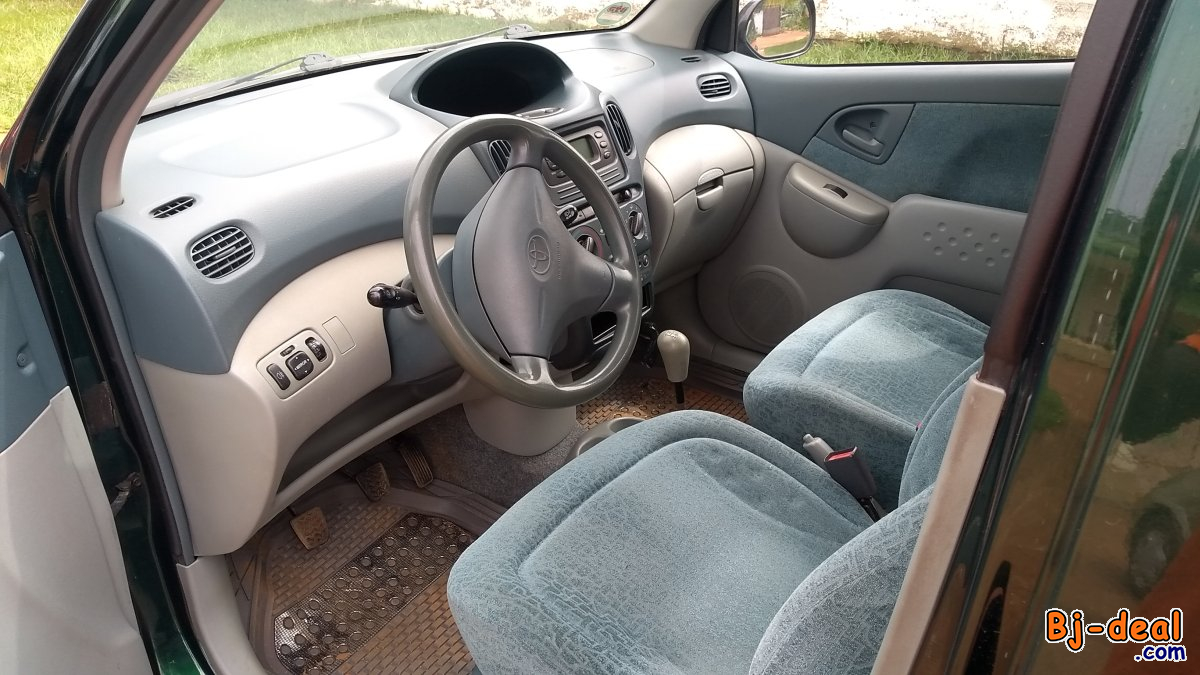 Image principale de Location automobile TOYOTA YARIS