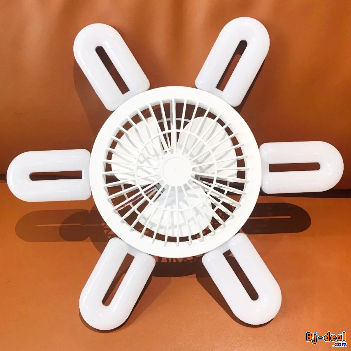 Main image of Mini ventilateur plafonnier avec lumiere et telecommande