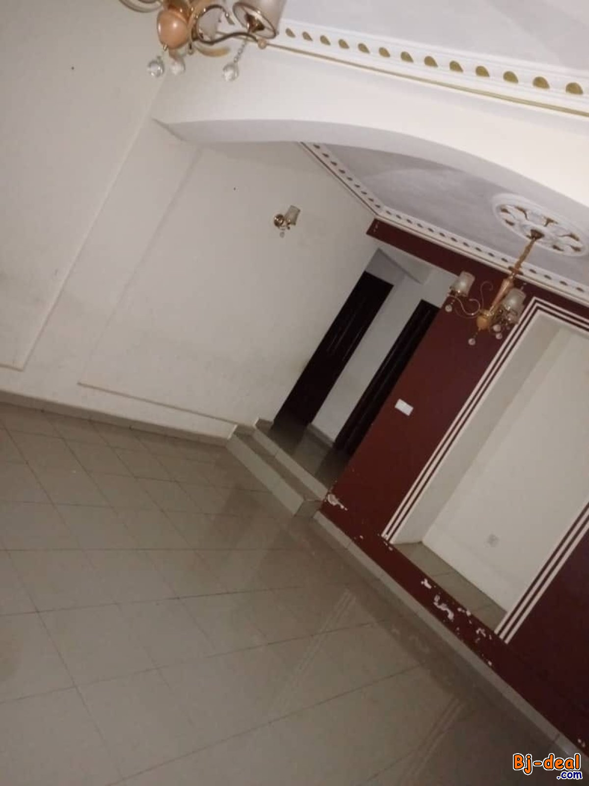 Image principale de Appartement individuel avec parking à nyom Messassi.  2  chambres 2 douches.