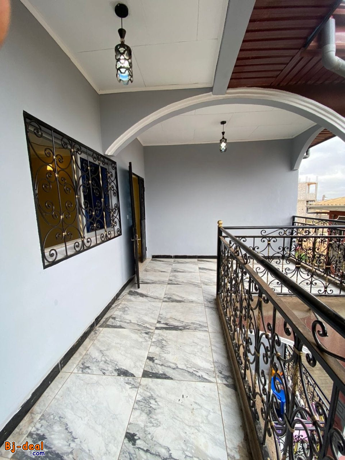 Image principale de Appartement neuf avec forage  parking à Fougerole