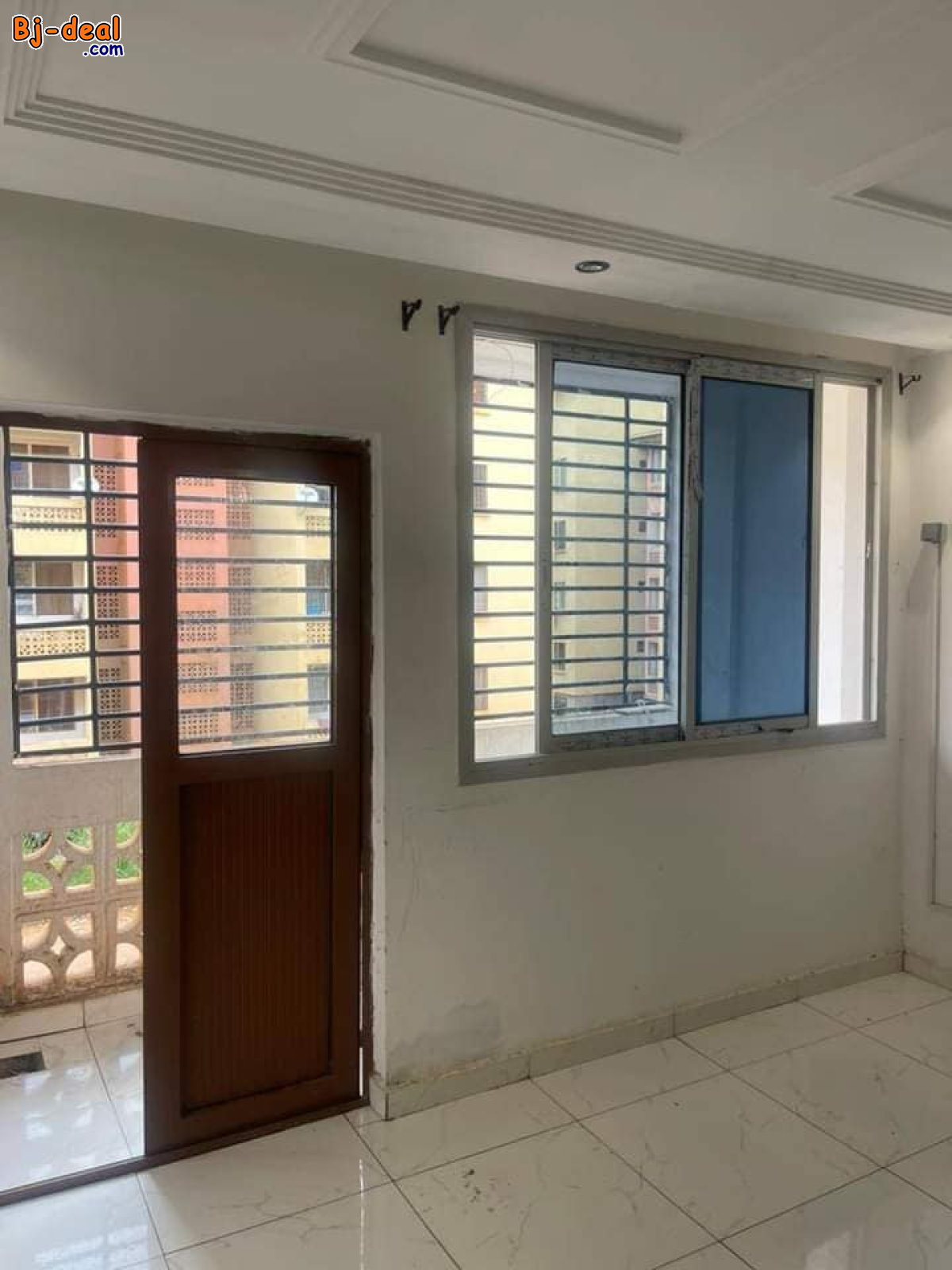 Image principale de Appartement avec parking à Olembé