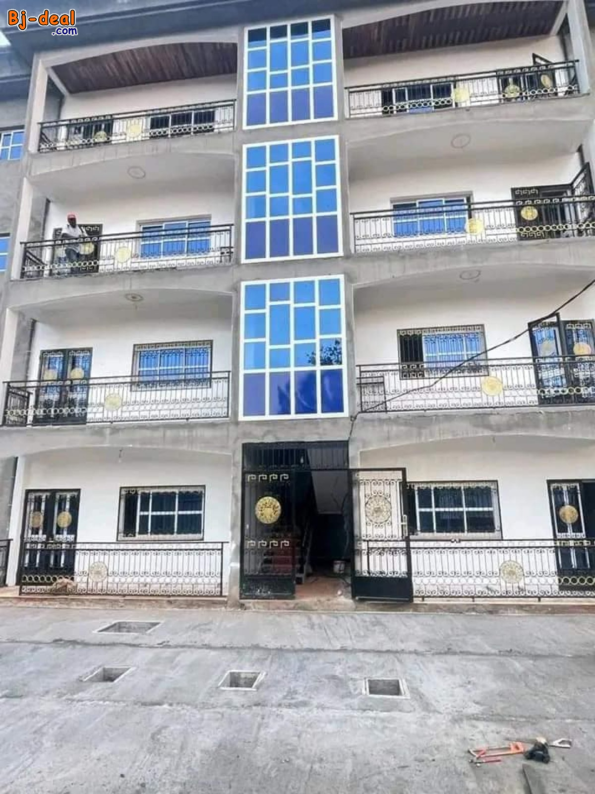 Image principale de Appartement neuf avec caméra clim gardien parking forage à Ngousso Accès goudronné  Moto 150