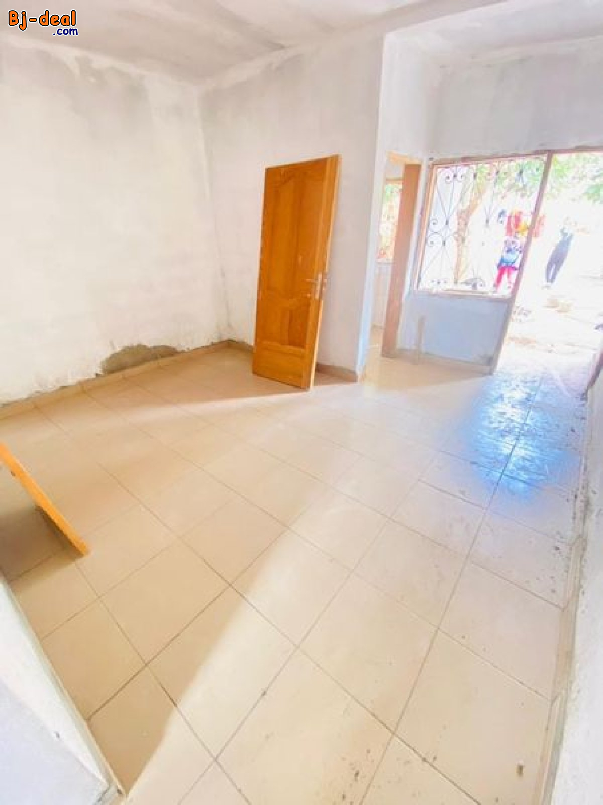 Image principale de Studio neuf à louer à Etoudi