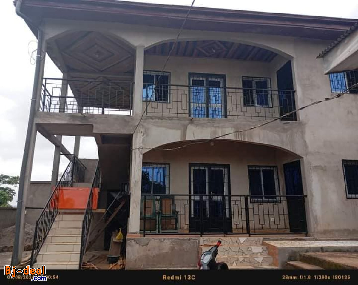 Image principale de Appartement avec gardien parking forage à Meyo