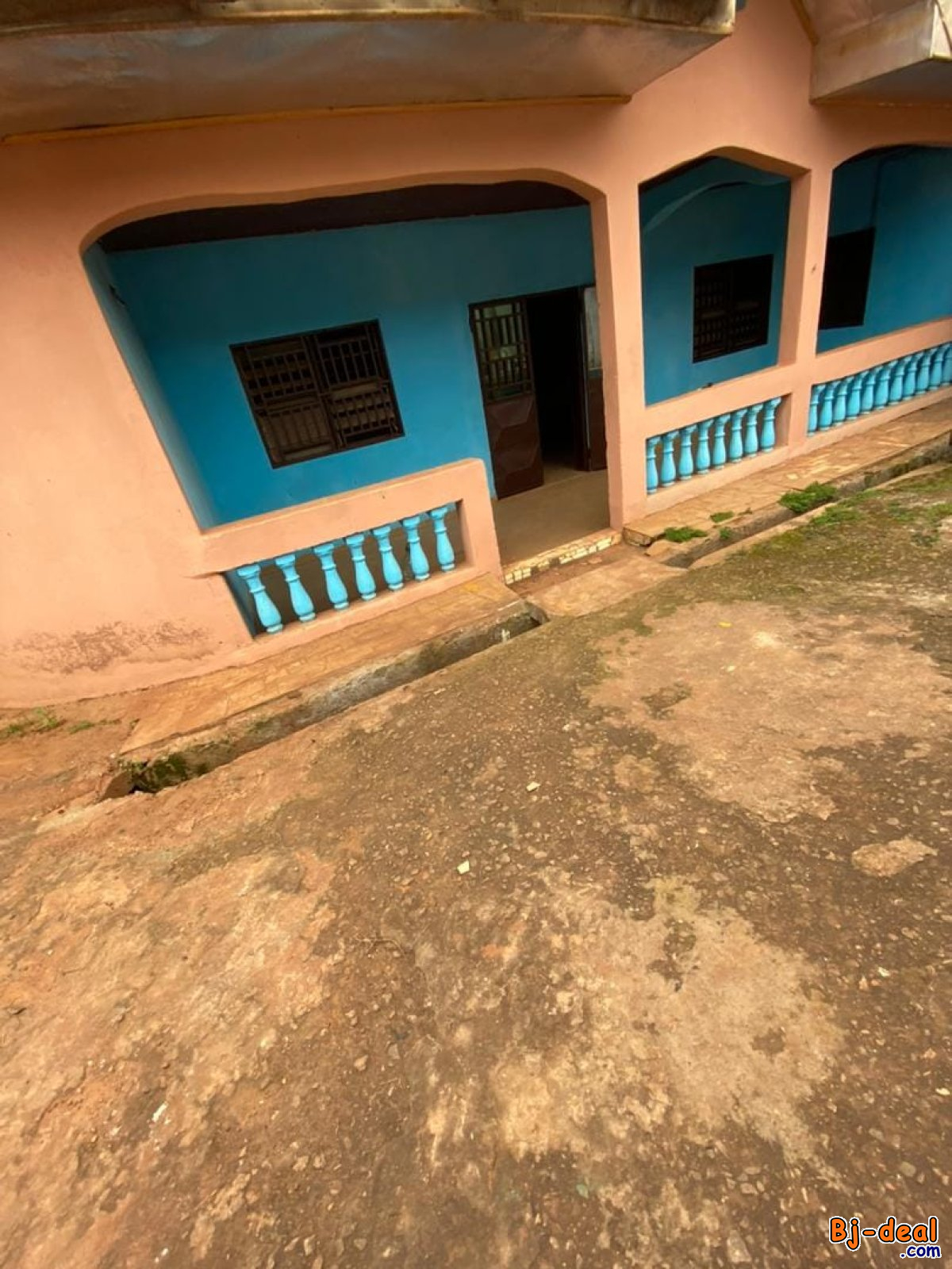 Image principale de Villa avec parking forage à parking à Damas