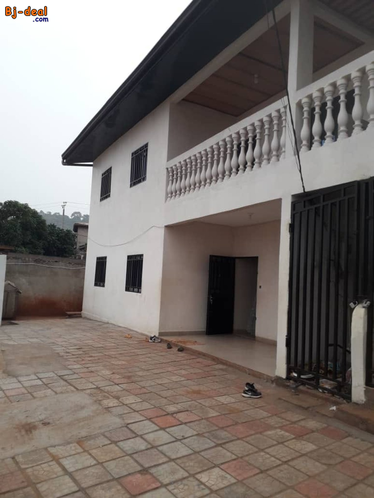 Image principale de Appartement avec Parking à Mbankolo