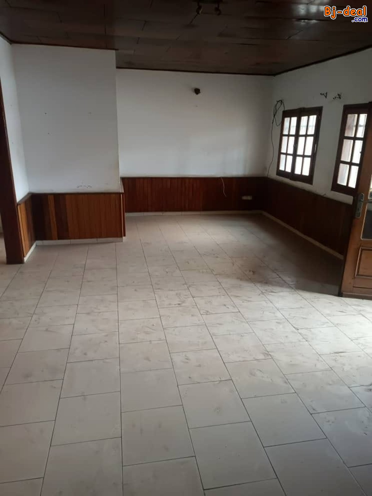 Image principale de Appartement avec parking à Bastos