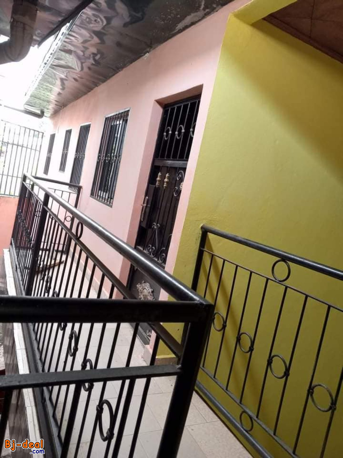 Image principale de Studio neuf avec forage à Nkoabang.Avec et sans cuisine