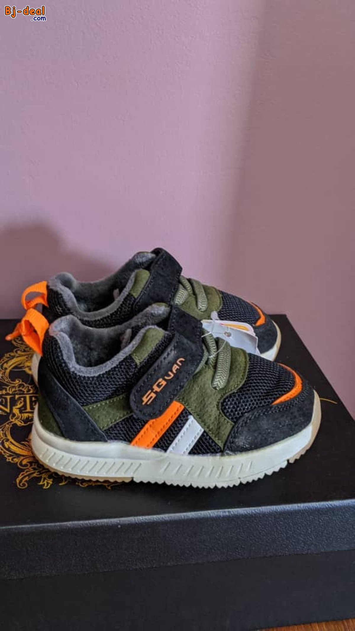 Main image of Bonne qualité de chaussures