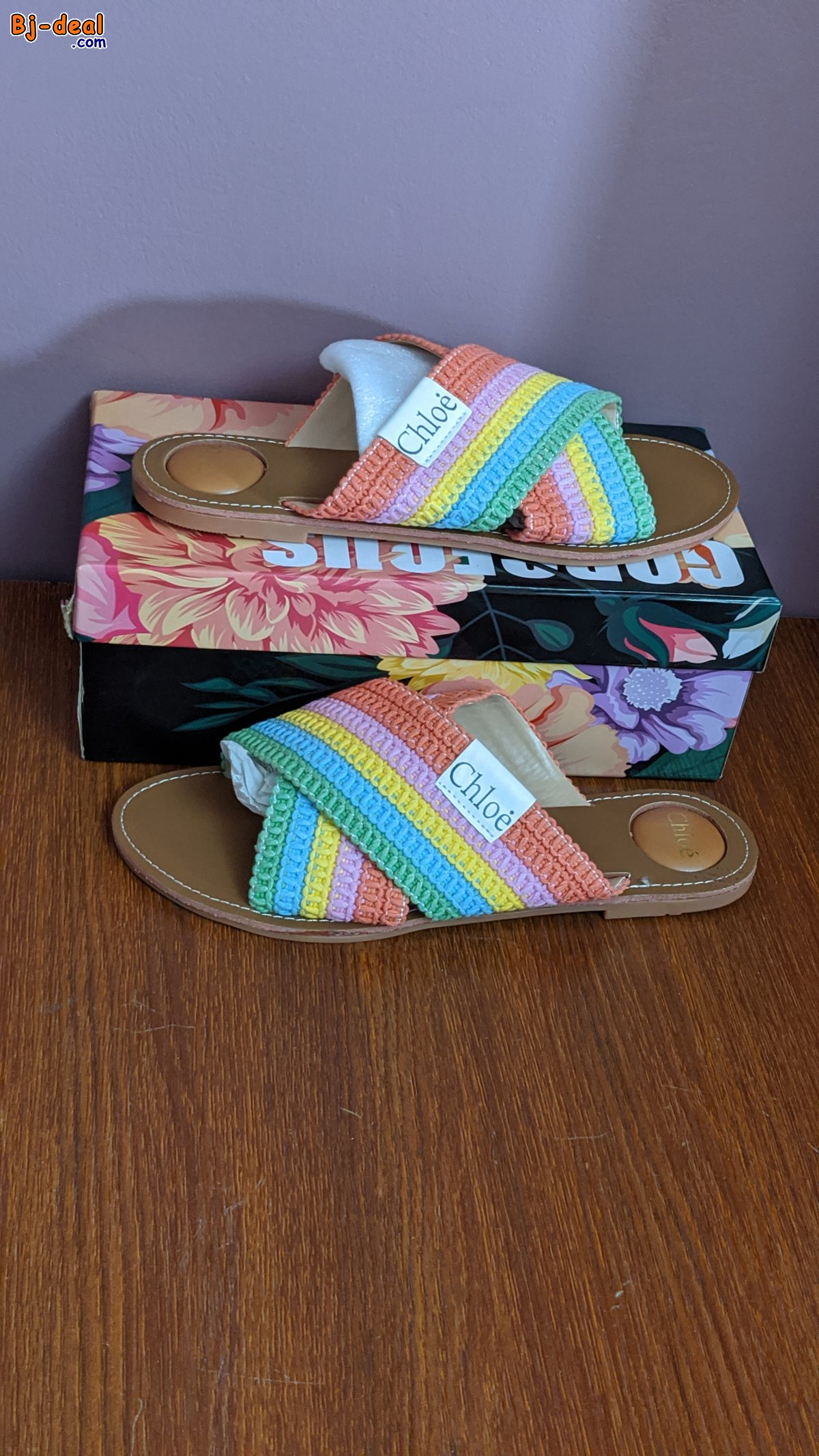 Main image of CHLOÉ LUXURY SLIPPERS FOR WOMEN