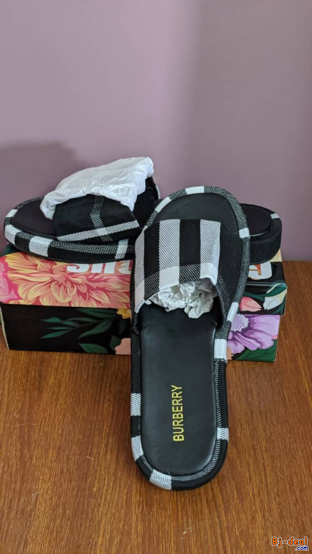 Main image of Burberry slippers for women