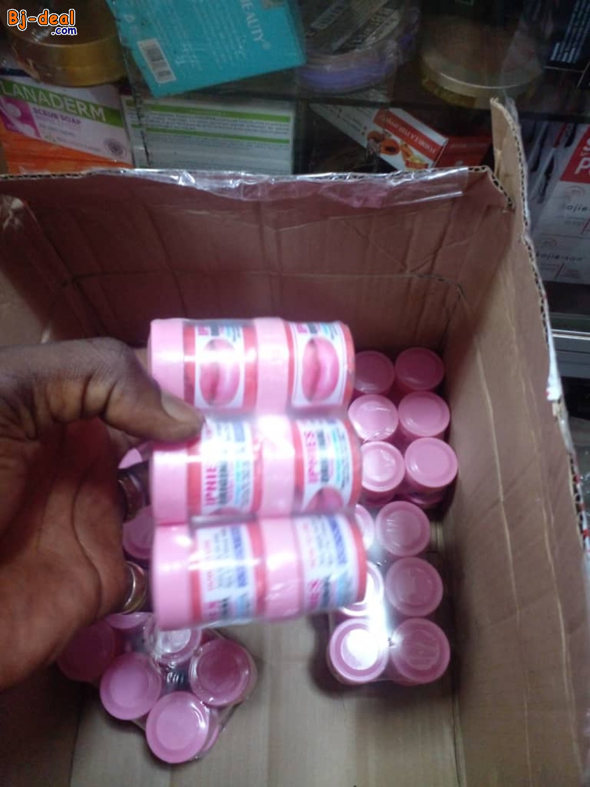 Main image of THE EFFECTIVE IPHIES PINKLIPS CREAM (CUP) lip gloss