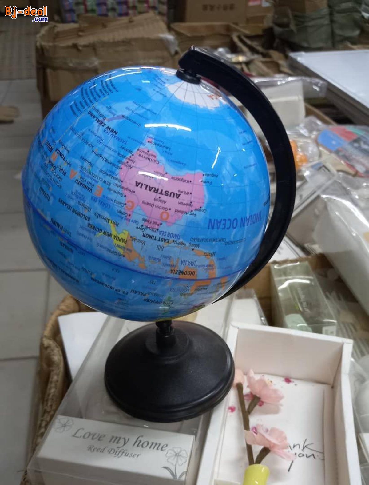 Image principale de Globe terrestre simple pour bureaux et autres