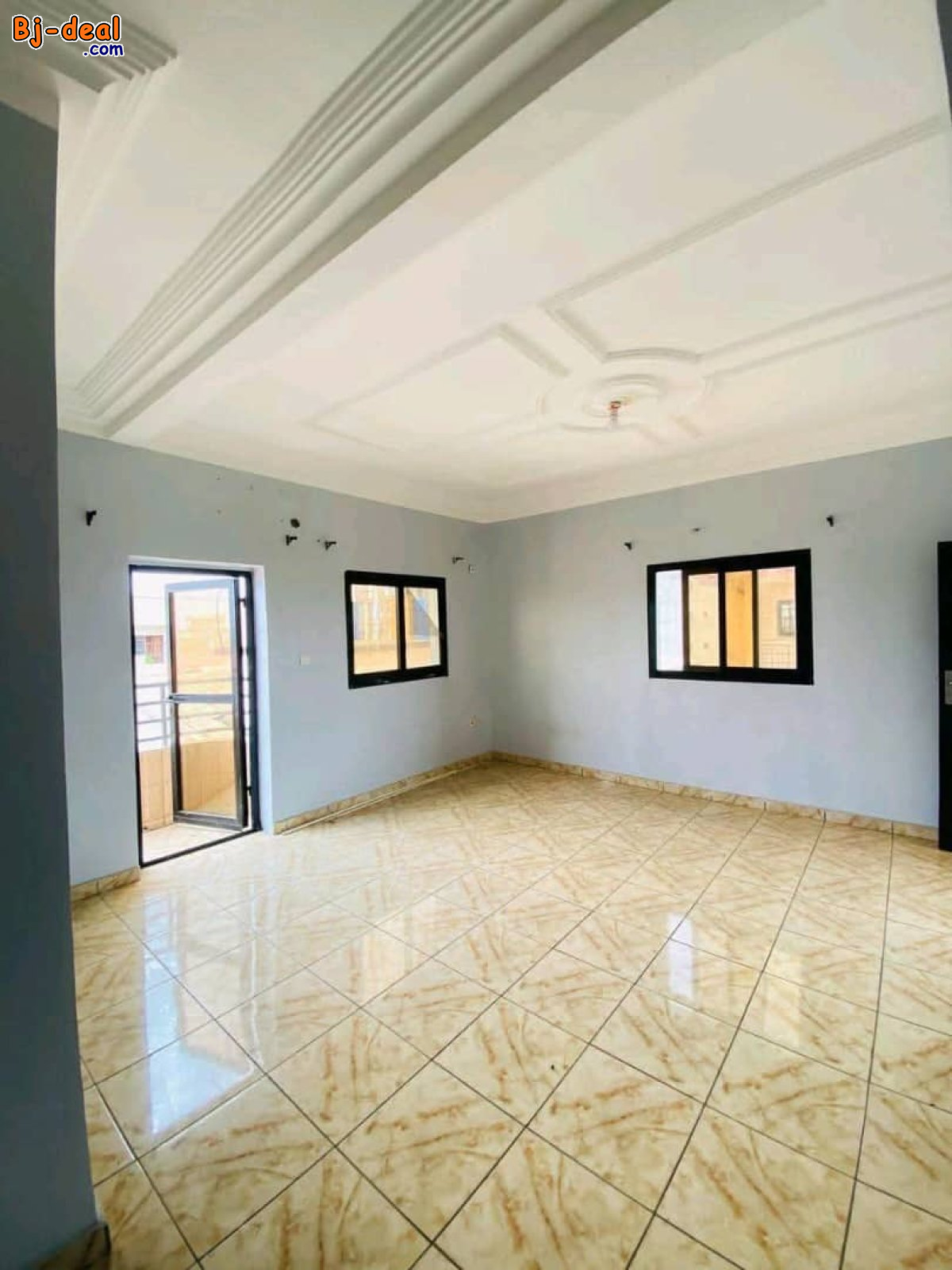 Main image of Magnifique appartement à louer à logpom à 100m de la route