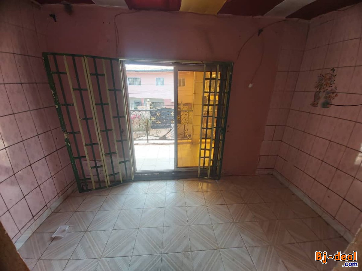 Image principale de Appartement Bon Standing à louer à Biyem-Assi,