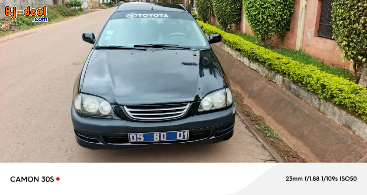 Image principale de Avensis Berline hyper propre